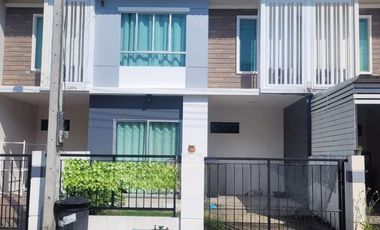 For rent 3 bedrooms townhouse in Thalang, Phuket