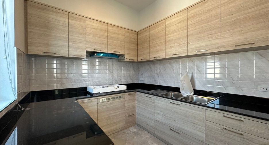 Villa en venta de 3 habitaciones en Cha Am, Phetchaburi