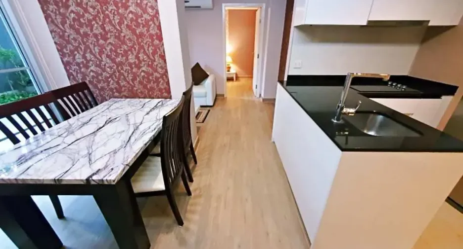 For sale and for rent 2 bedrooms condo in Watthana, Bangkok
