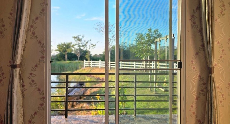 For rent 4 bedrooms house in Pran Buri, Prachuap Khiri Khan