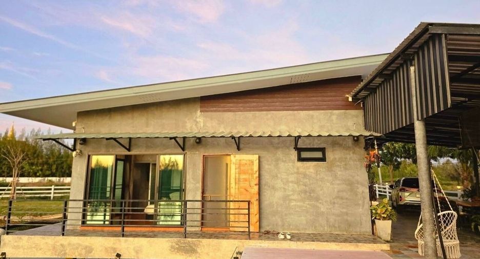 For rent 4 bedrooms house in Pran Buri, Prachuap Khiri Khan