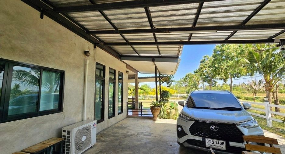 For rent 4 bedrooms house in Pran Buri, Prachuap Khiri Khan