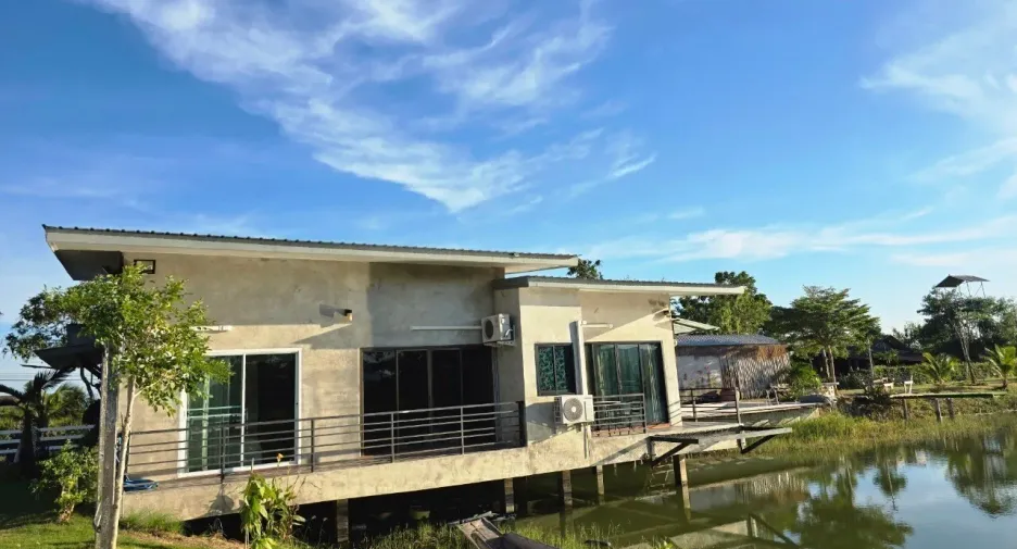 For rent 4 bedrooms house in Pran Buri, Prachuap Khiri Khan
