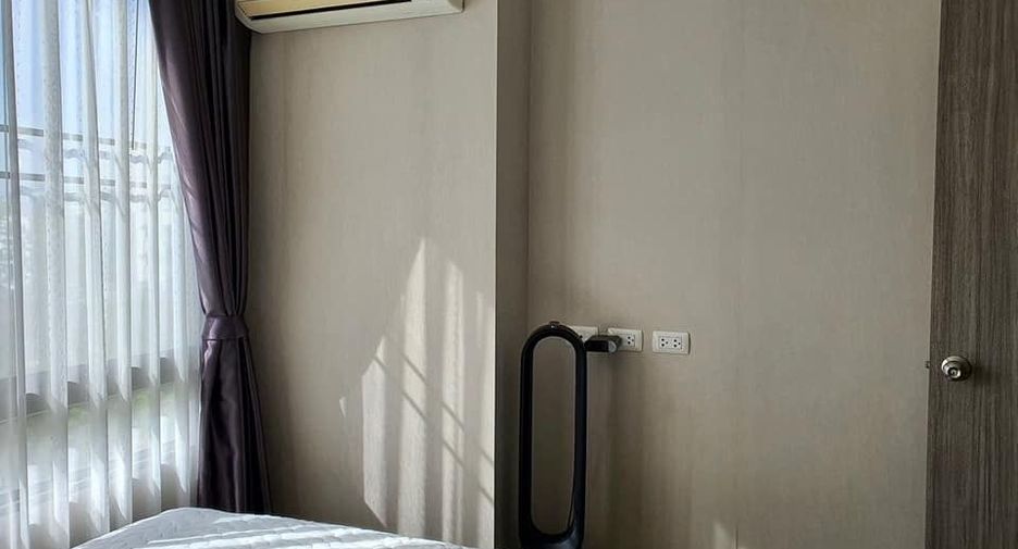 Продажа 1 кровать кондо в Хуаи Кхщанг, Бангкок