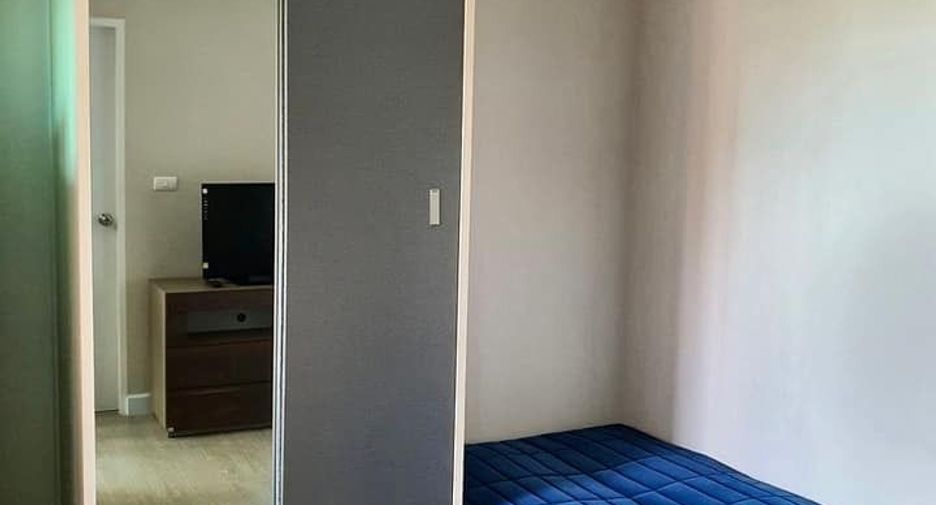 Продажа 1 кровать кондо в Хуаи Кхщанг, Бангкок