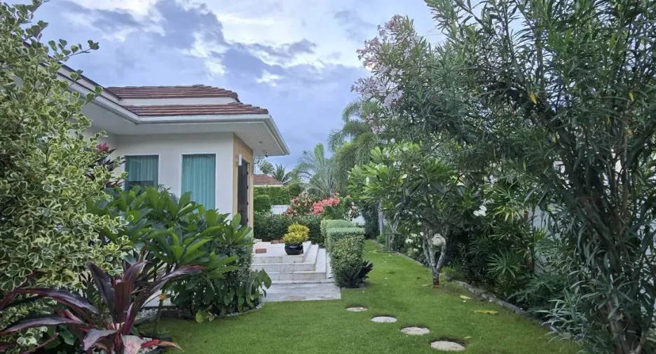 For sale 3 bedrooms villa in Hua Hin, Prachuap Khiri Khan