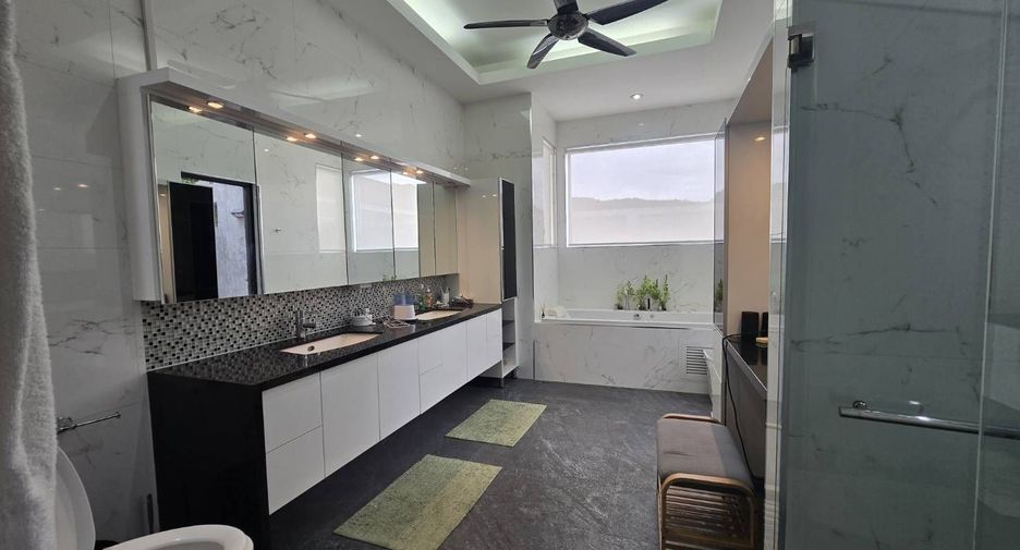 For sale 3 bedrooms villa in Hua Hin, Prachuap Khiri Khan