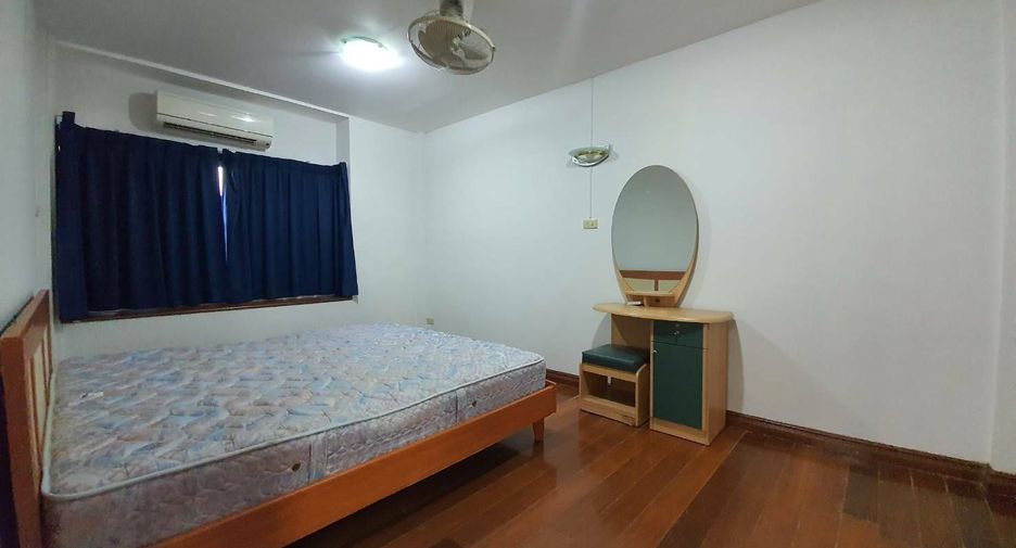 For sale 3 bedrooms townhouse in Hua Hin, Prachuap Khiri Khan