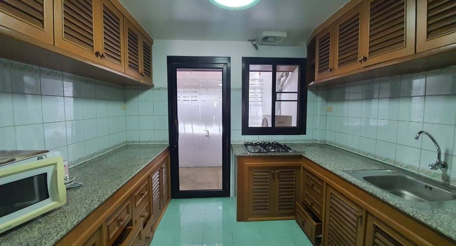 For sale 3 bedrooms townhouse in Hua Hin, Prachuap Khiri Khan