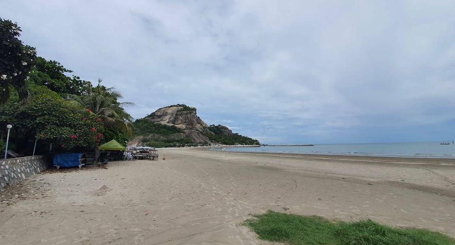 For sale 3 bedrooms townhouse in Hua Hin, Prachuap Khiri Khan