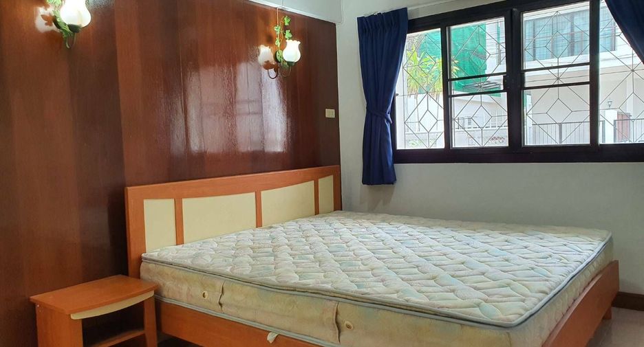 For sale 3 bedrooms townhouse in Hua Hin, Prachuap Khiri Khan