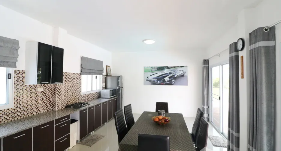 For sale 4 bedrooms house in Mueang Udon Thani, Udon Thani