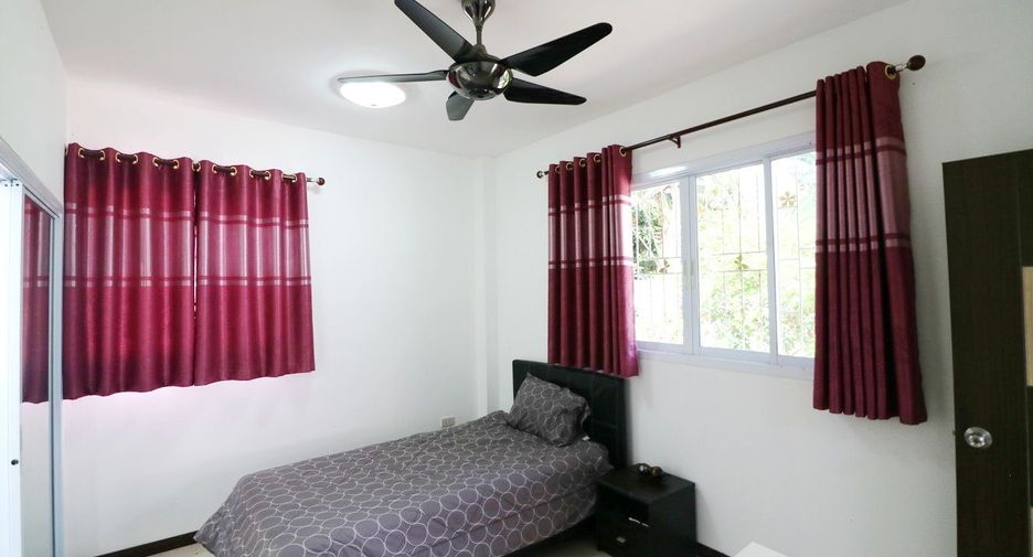 For sale 4 bedrooms house in Mueang Udon Thani, Udon Thani