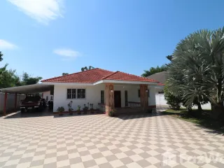 For sale 4 ベッドルーム house in Mueang Udon Thani, Udon Thani