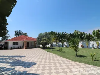 For sale 4 ベッドルーム house in Mueang Udon Thani, Udon Thani