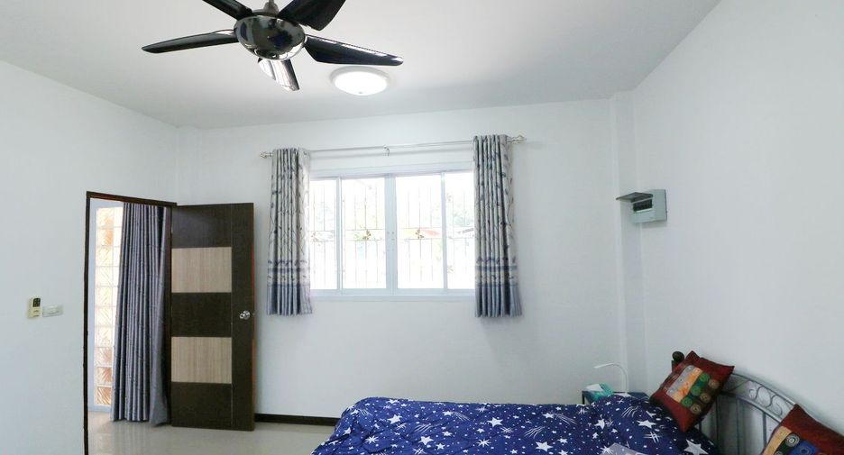 For sale 4 bedrooms house in Mueang Udon Thani, Udon Thani