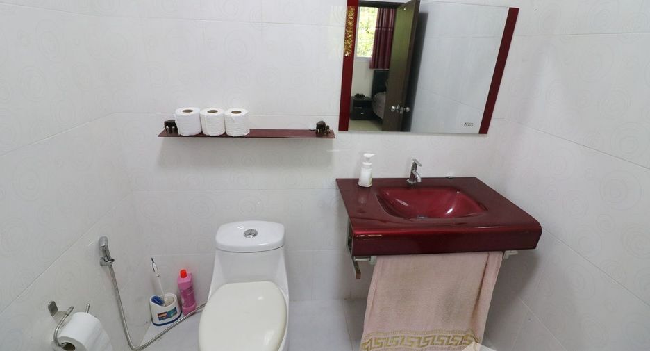 For sale 4 bedrooms house in Mueang Udon Thani, Udon Thani