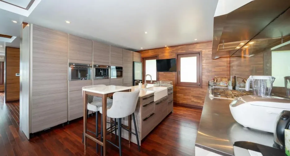 Villa en alquiler de 4 habitaciones en Kathu, Phuket