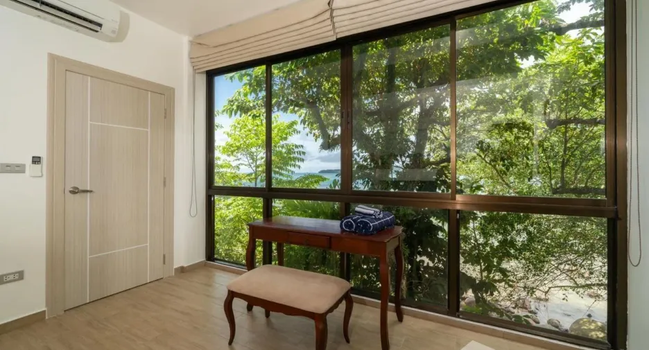 Villa en alquiler de 4 habitaciones en Kathu, Phuket