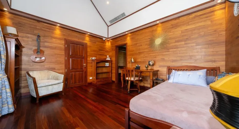 Villa en alquiler de 4 habitaciones en Kathu, Phuket