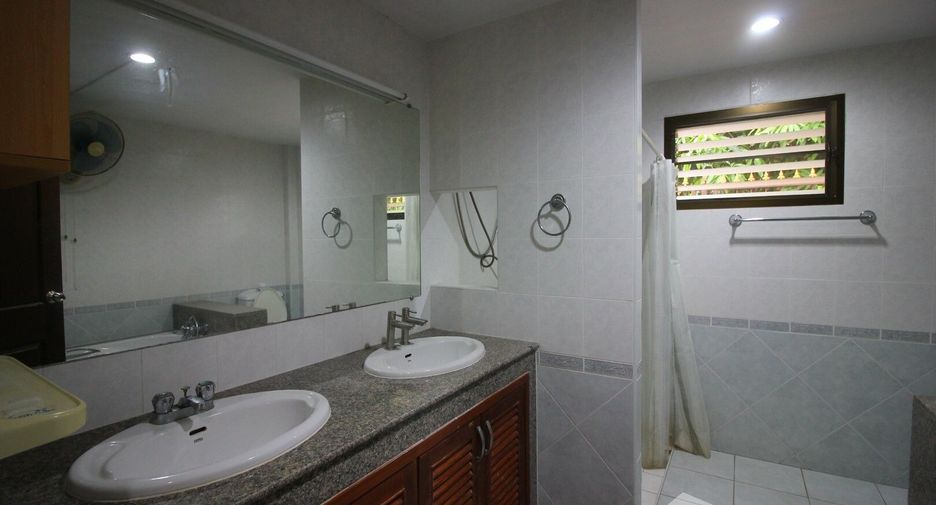 For rent 2 bedrooms house in Bang Lamung, Chonburi