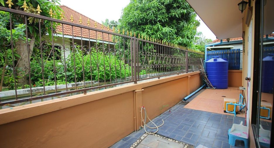 For rent 2 bedrooms house in Bang Lamung, Chonburi