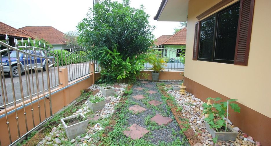 For rent 2 bedrooms house in Bang Lamung, Chonburi