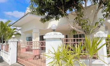 Casa en alquiler de 3 habitaciones en Sattahip, Chonburi