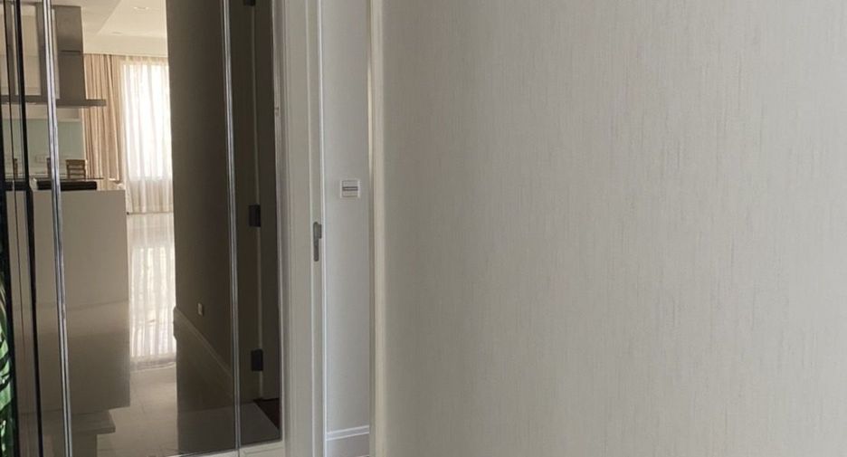 For sale and for rent 3 bedrooms condo in Pathum Wan, Bangkok