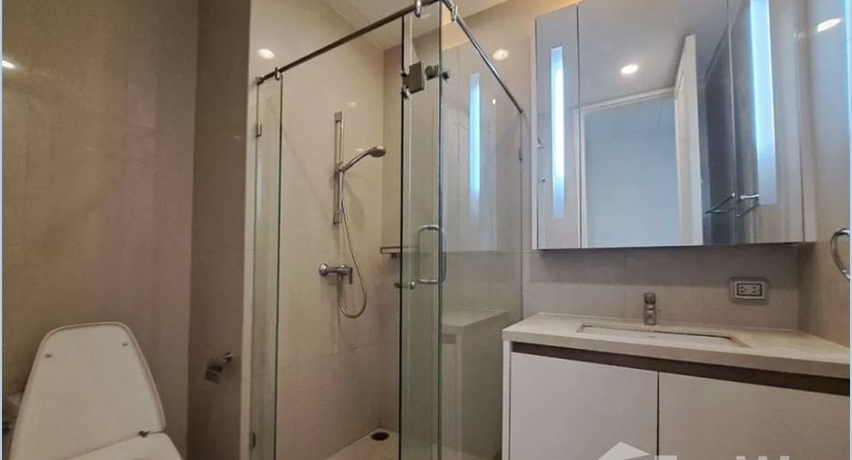 For sale and for rent 3 bedrooms condo in Pathum Wan, Bangkok