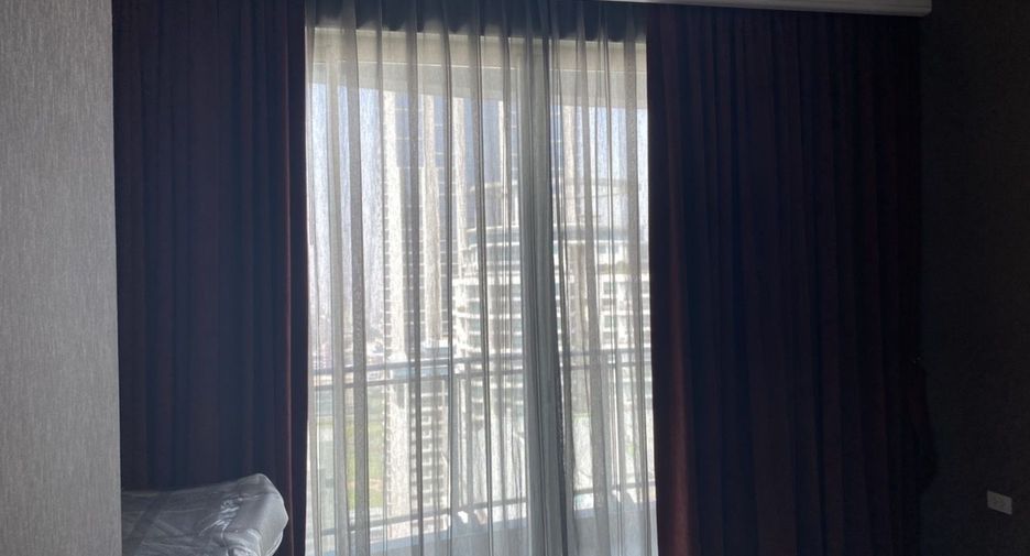 For sale and for rent 3 bedrooms condo in Pathum Wan, Bangkok