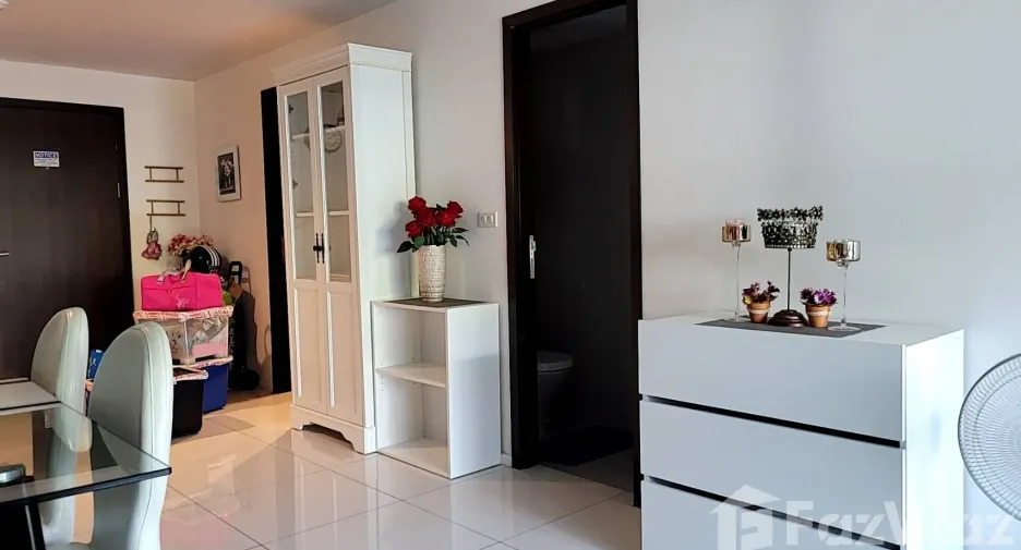 For rent 2 bedrooms condo in Mueang Phuket, Phuket