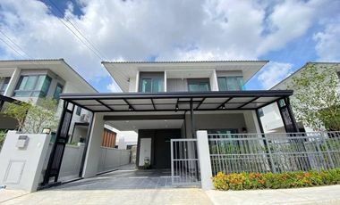 For rent 4 bedrooms villa in Bang Lamung, Chonburi