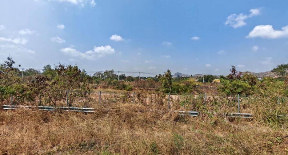 Terreno en venta en Pran Buri, Prachuap Khiri Khan