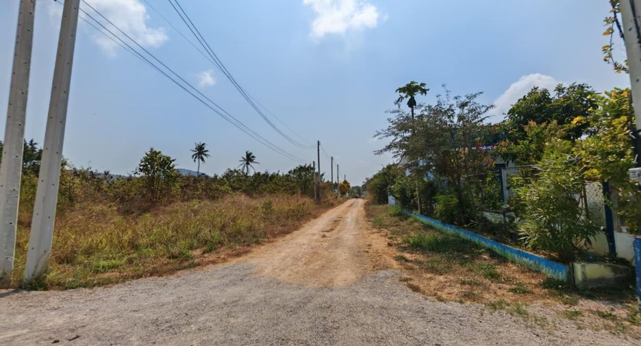 Terreno en venta en Pran Buri, Prachuap Khiri Khan