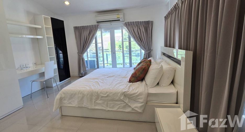 Casa en alquiler de 6 habitaciones en Lam Luk Ka, Pathum Thani