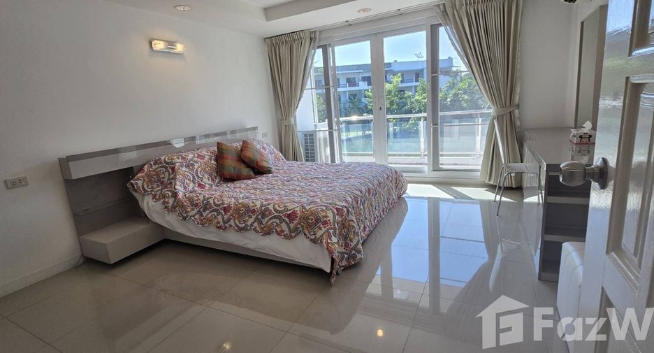 Casa en alquiler de 6 habitaciones en Lam Luk Ka, Pathum Thani