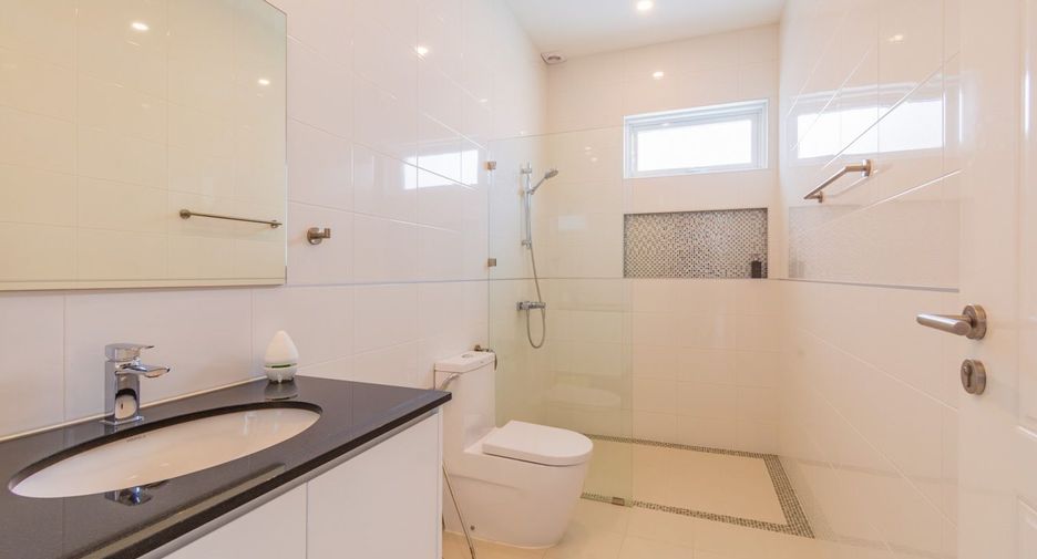 À vendre 3 chambres villa à Hua Hin, Prachuap Khiri Khan