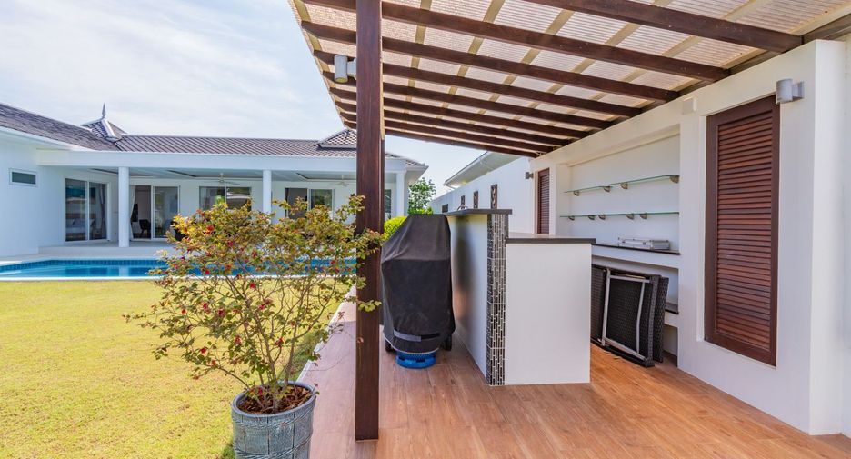 À vendre 3 chambres villa à Hua Hin, Prachuap Khiri Khan