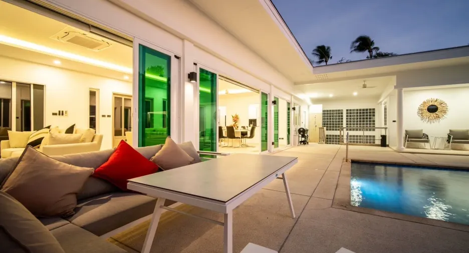 For sale and for rent 3 bedrooms villa in Mueang Phuket, Phuket