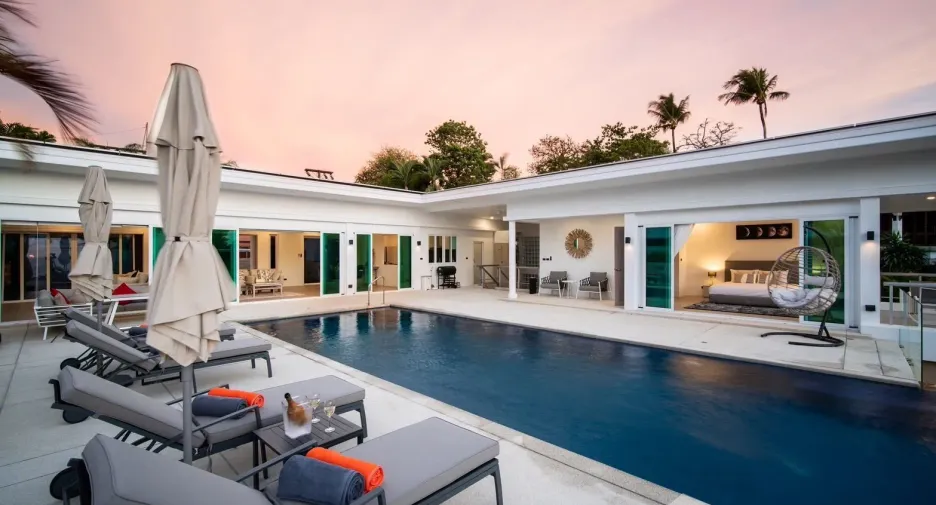 For sale and for rent 3 bedrooms villa in Mueang Phuket, Phuket