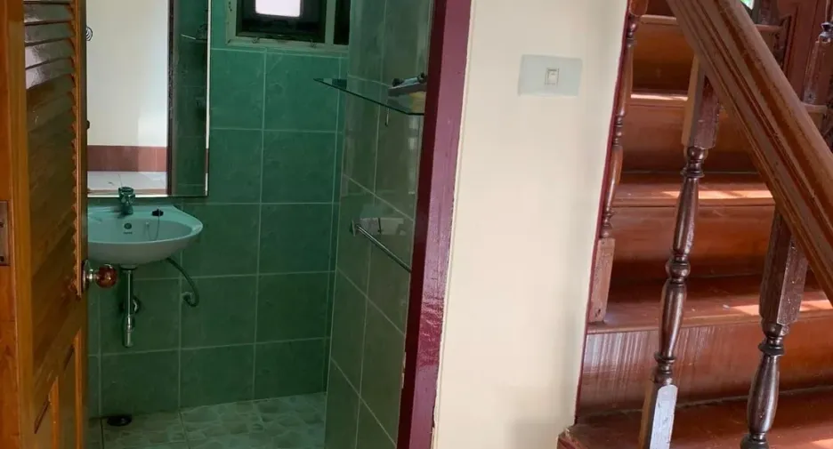 For sale 2 ベッドルーム townhouse in Cha Am, Phetchaburi