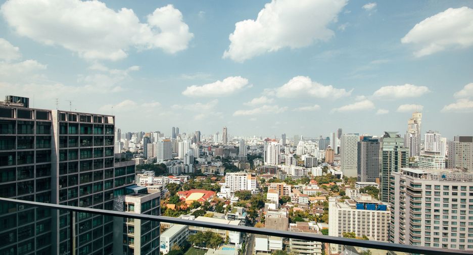 ขาย และ ให้เช่า 2 ห้องนอน คอนโด ใน คลองเตย, กรุงเทพฯ
