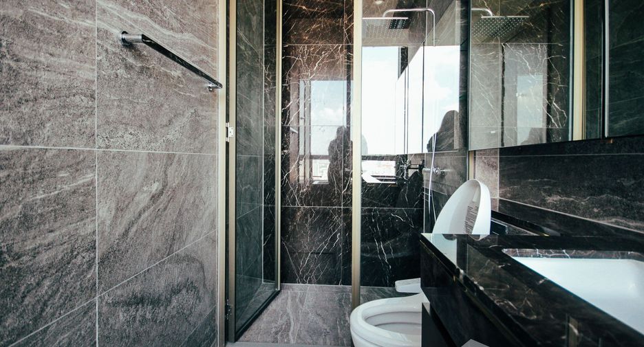 For sale and for rent 2 bedrooms condo in Khlong Toei, Bangkok