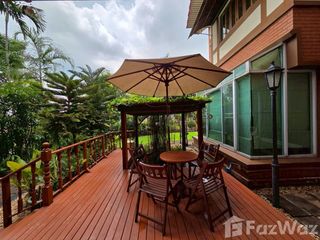 Casa en venta de 4 habitaciones en Taling Chan, Bangkok