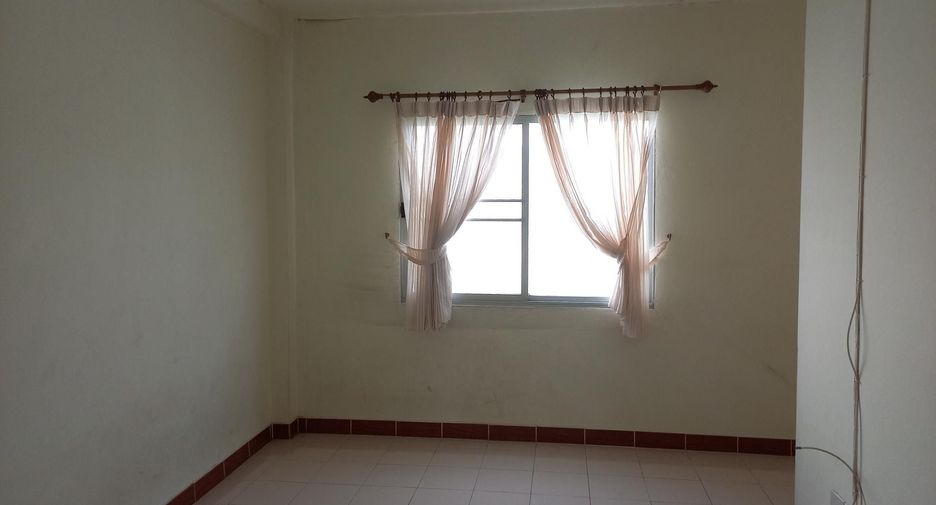 Casa adosada en venta de 2 habitaciones en Sai Mai, Bangkok