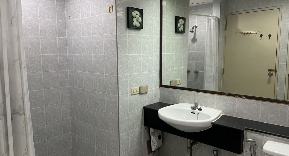 For rent 1 bed condo in Phutthamonthon, Nakhon Pathom