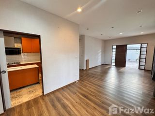 For sale 6 ベッドルーム house in Bang Na, Bangkok
