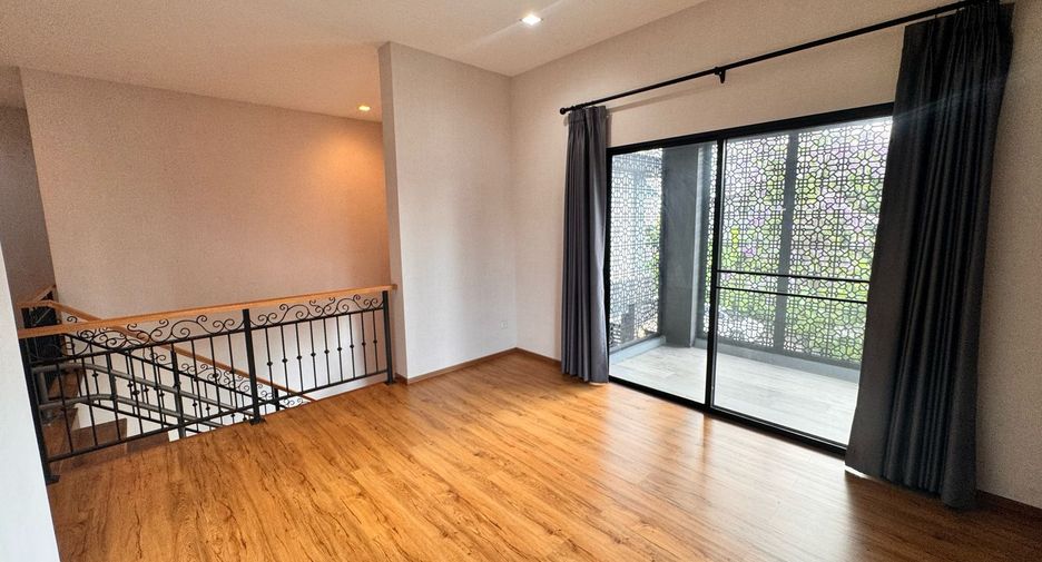 出售 6 卧室 独立屋 在 Bang Na, 曼谷