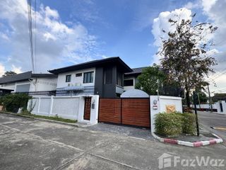 For sale 6 ベッドルーム house in Bang Na, Bangkok
